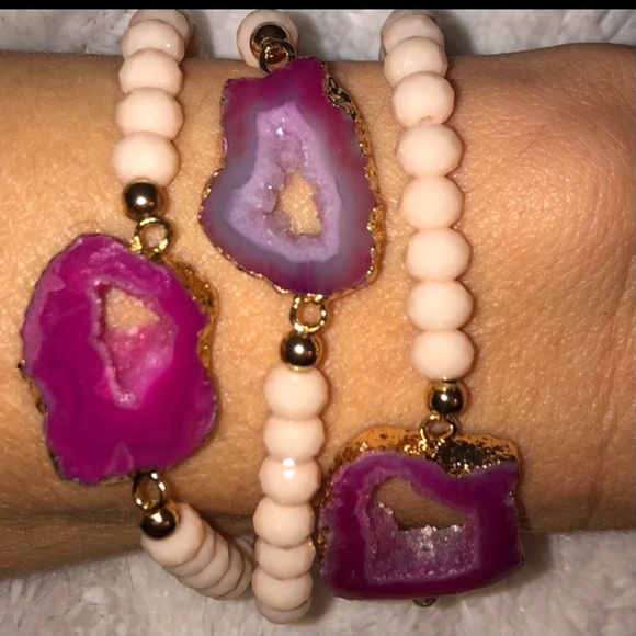 Geode Druzy Crystal Bracelet Stretch Pink OS - Picture 3 of 8